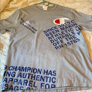 X- large men’s champion shirt